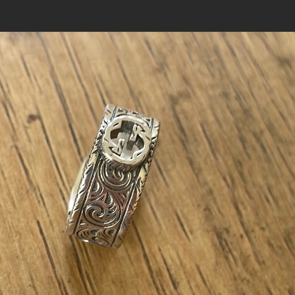 GUCCI  Interlocking G Ring - Picture 4 of 4